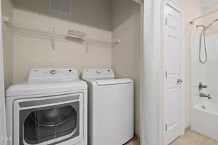 927 Portstewart Dr, Cary, NC 27519 - Photo 31