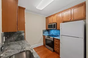 927 Portstewart Dr, Cary, NC 27519 - Photo 21