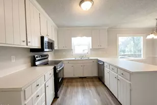 8612 Clovehitch Ct, Raleigh, NC 27615 - Photo 5