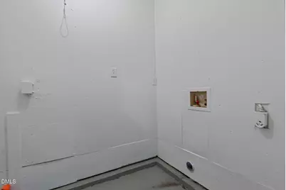 527 Glenwood Drive, Sanford, NC 27330 - Photo 37