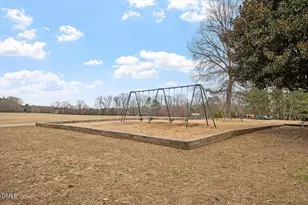 619 Benfield Ct, Garner, NC 27529 - Photo 91