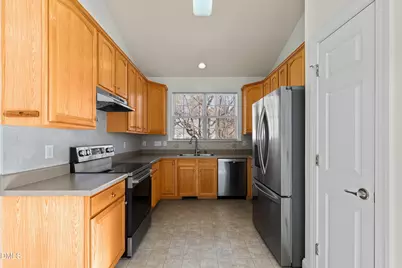 105 Rockport Ridge Way, Cary, NC 27519 - Photo 5