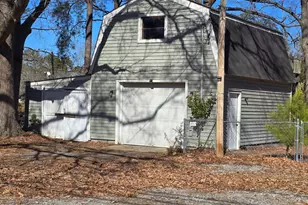 301 N Brevard St, Selma, NC 27576 - Photo 3