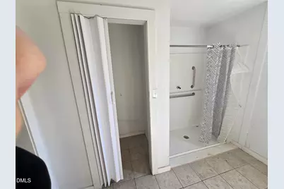 301 N Brevard Street, Selma, NC 27576 - Photo 7