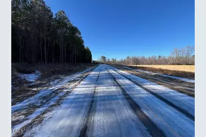 000 Burnside Road, Henderson, NC 27537 - Photo 11