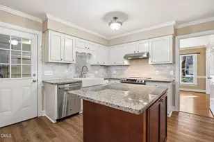 4404 New Brighton Dr, Apex, NC 27539 - Photo 9