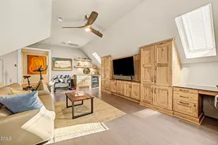 71005 Russell, Chapel Hill, NC 27517 - Photo 33