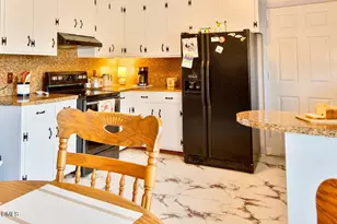 1727 Pinecrest Rd, Henderson, NC 27536 - Photo 5