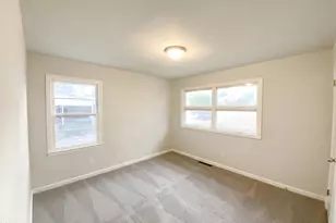 2602 Crestline Ave, Raleigh, NC 27603 - Photo 11