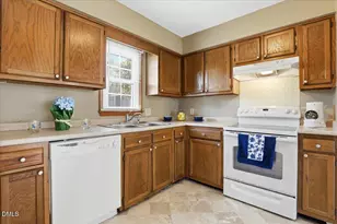 8332 McGuire Dr, Raleigh, NC 27616 - Photo 17