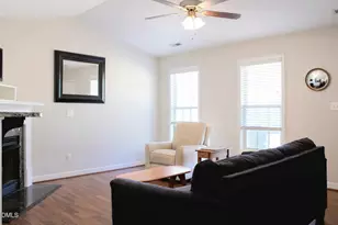 34 Woodglen Dr, Clayton, NC 27527 - Photo 5