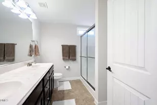 34 Woodglen Dr, Clayton, NC 27527 - Photo 11