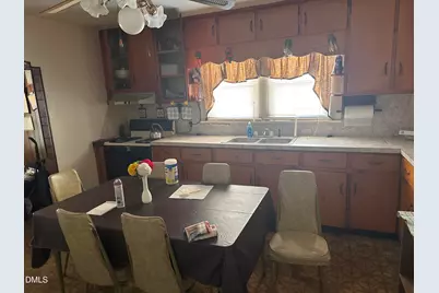 213 Hill Street, Roxboro, NC 27573 - Photo 5