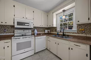 102 Briarcliff St, Apex, NC 27502 - Photo 5