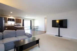 601 Holly Bluff St, Wendell, NC 27591 - Photo 5