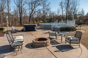 2805 Greenridge View Ln, Zebulon, NC 27597 - Photo 15