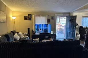 2015 Winn Creek Dr, Haw River, NC 27258 - Photo 3