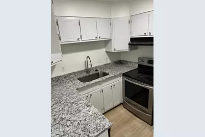 5612 Falls Of Neuse Road #H, Raleigh, NC 27609 - Photo 7