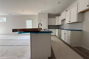 4038 Lofton St, Wade, NC 28395 - Photo 7