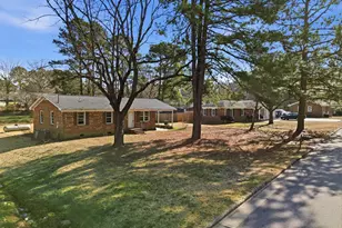 604 Sexton Ave, Zebulon, NC 27597 - Photo 1