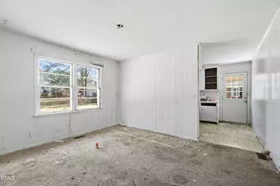 604 Sexton Avenue, Zebulon, NC 27597 - Photo 7