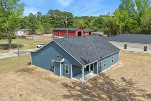 4044 Lofton St, Wade, NC 28395 - Photo 25
