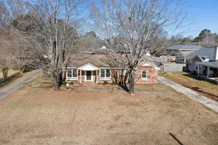 261 E Lillington St, Angier, NC 27501 - Photo 57