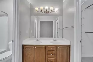 106 London Plain Ct, Cary, NC 27513 - Photo 23