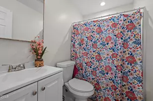 7686 Garrett Rd, Liberty, NC 27298 - Photo 19