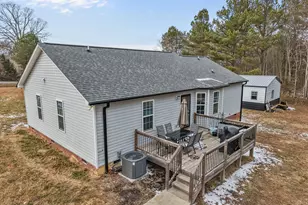 7686 Garrett Rd, Liberty, NC 27298 - Photo 31