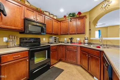 8840 Thornton Town Place, Raleigh, NC 27616 - Photo 3