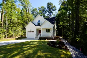 209 W Franklin St, Zebulon, NC 27597 - Photo 1