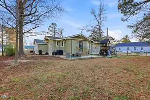 205 W South St, Fremont, NC 27830 - Photo 25