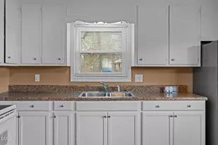 703 Burgess Cir, Broadway, NC 27505 - Photo 15