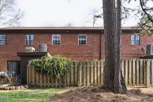 1209 Manassas Ct, Raleigh, NC 27609 - Photo 39