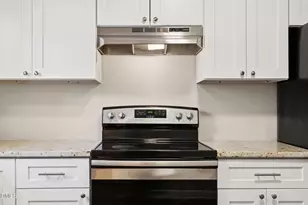 1209 Manassas Ct, Raleigh, NC 27609 - Photo 19