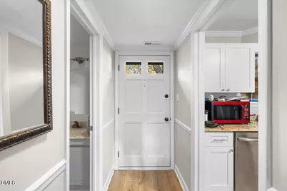 1209 Manassas Court #Apt C, Raleigh, NC 27609 - Photo 5