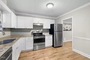 1209 Manassas Ct, Raleigh, NC 27609 - Photo 7