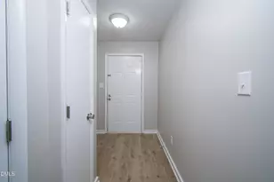 1037 Hempstede Dr, Zebulon, NC 27597 - Photo 5