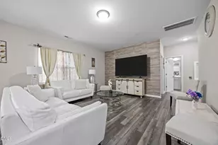 2252 Fairway Green Dr, Fuquay Varina, NC 27526 - Photo 9