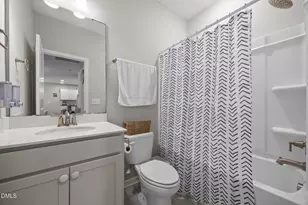 2252 Fairway Green Dr, Fuquay Varina, NC 27526 - Photo 19