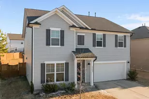 2252 Fairway Green Dr, Fuquay Varina, NC 27526 - Photo 1