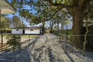 102 Sunset Ave, Smithfield, NC 27577 - Photo 25