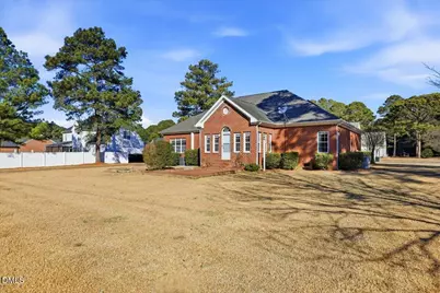 107 W Raintree Lane, Goldsboro, NC 27534 - Photo 7