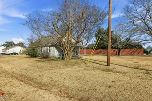 658 W Church St, Angier, NC 27501 - Photo 3