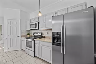 2848 W Jameson Rd, Raleigh, NC 27604 - Photo 5
