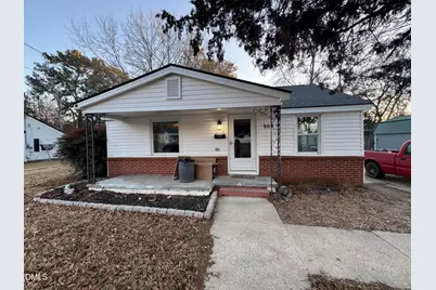 904 E Pope Street, Dunn, NC 28334 - Photo 1