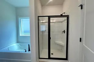 526 Middleton Ct, Sanford, NC 27330 - Photo 11