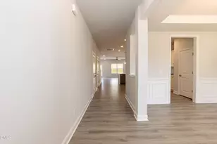 526 Middleton Ct, Sanford, NC 27330 - Photo 3
