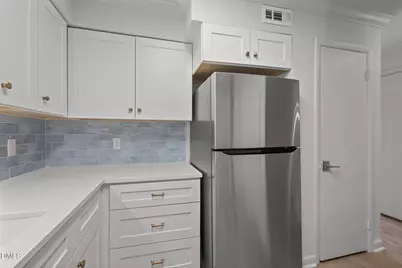 302 Oak Tree Drive, Chapel Hill, NC 27517 - Photo 9